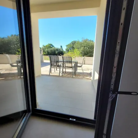 Casa Connie Apartment Valbandon